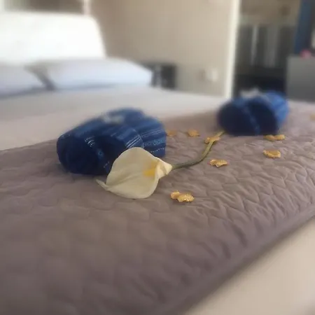 Bed & Breakfast Afentes *