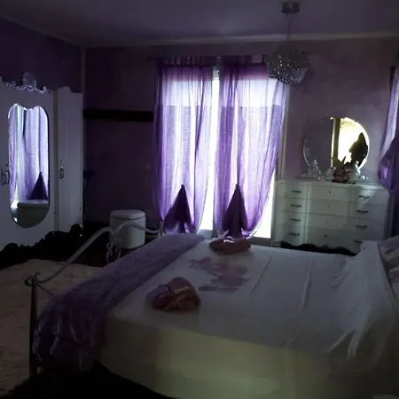 Afentes Bed & Breakfast *