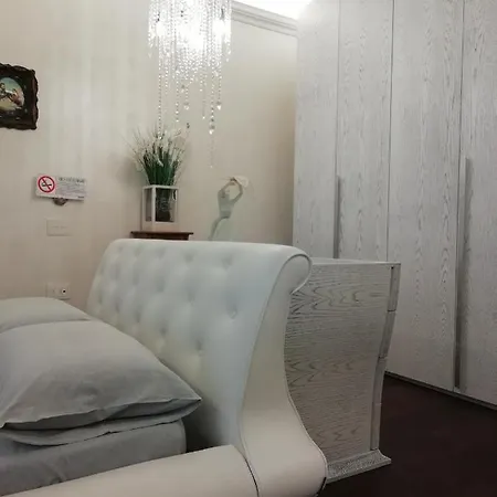 Bed & Breakfast Afentes *